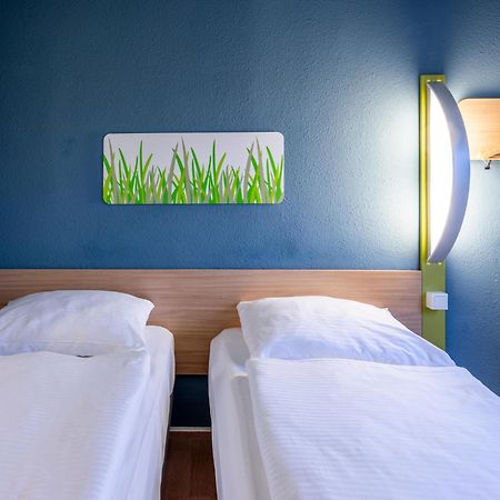 B&B Hotel Mannheim-Friedrichsfeld Экстерьер фото