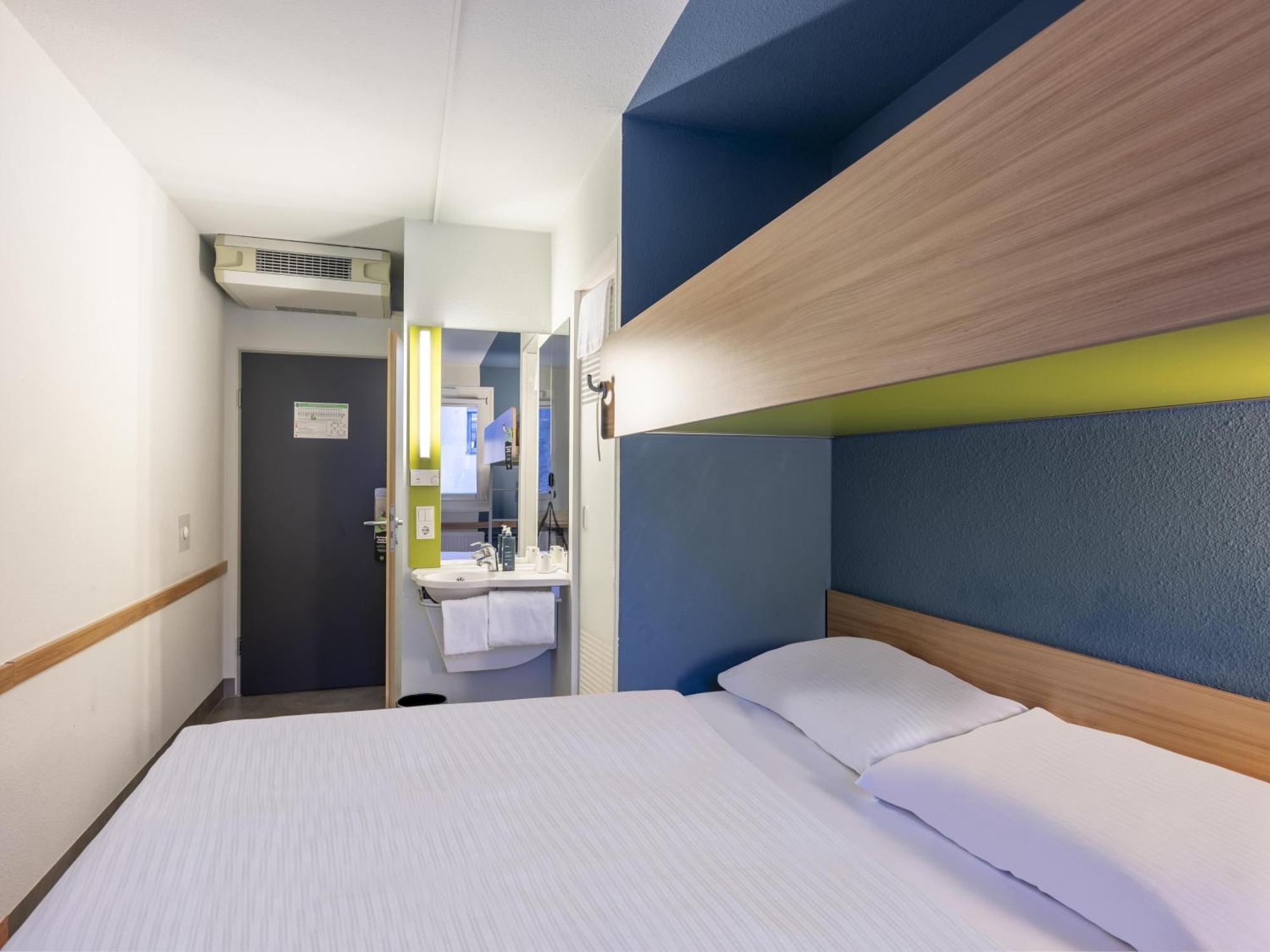 B&B Hotel Mannheim-Friedrichsfeld Экстерьер фото