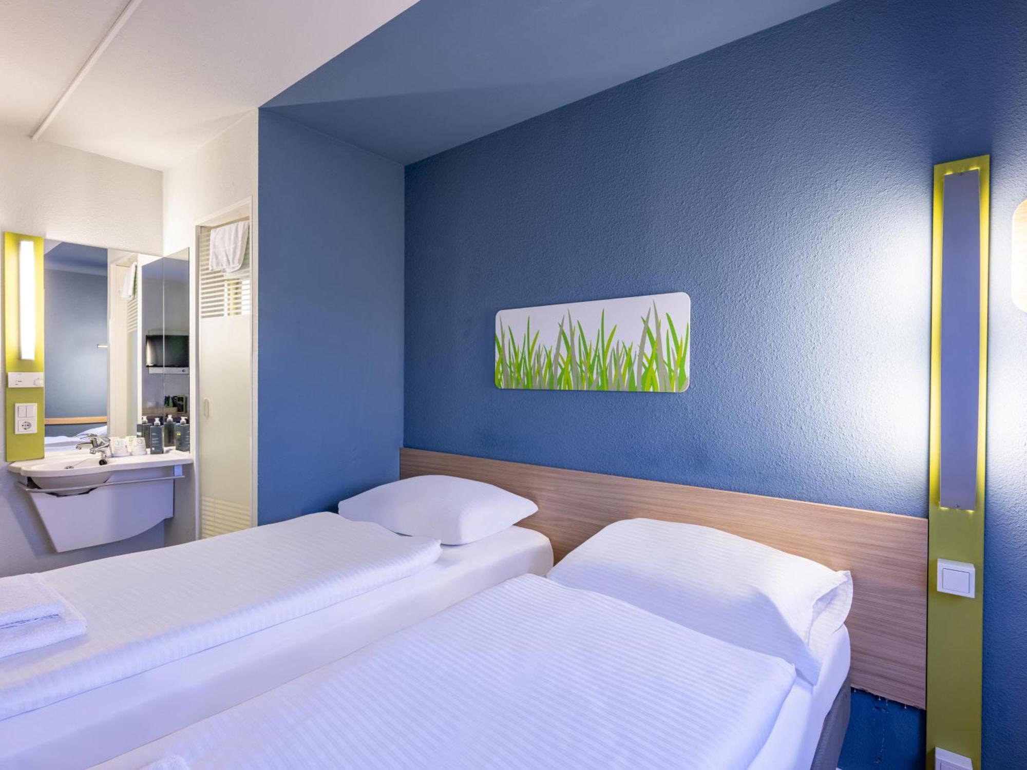 B&B Hotel Mannheim-Friedrichsfeld Экстерьер фото